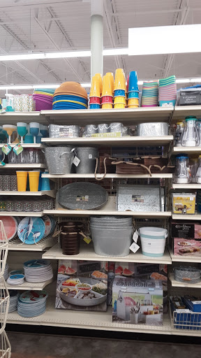 Home Goods Store «Christmas Tree Shops», reviews and photos, 1117 Woodruff Rd, Greenville, SC 29607, USA