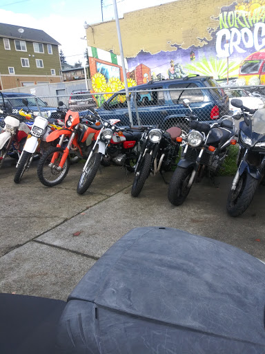 Motorcycle Parts Store «Seattle Cycle Center - Seattle Scooter Center», reviews and photos, 10201 Aurora Ave N, Seattle, WA 98133, USA