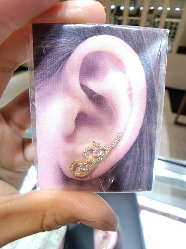 Jeweler «Velazquez Jewelers», reviews and photos, 3544 W 26th St, Chicago, IL 60623, USA