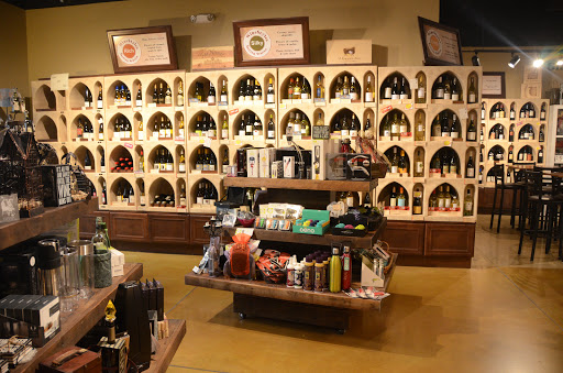 Wine Bar «WineStyles of Johnston», reviews and photos, 8460 Birchwood Ct #500, Johnston, IA 50131, USA