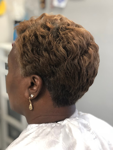 Beauty Salon «Fanny Beauty Salon», reviews and photos, 4434 S Cleveland Ave, Fort Myers, FL 33901, USA