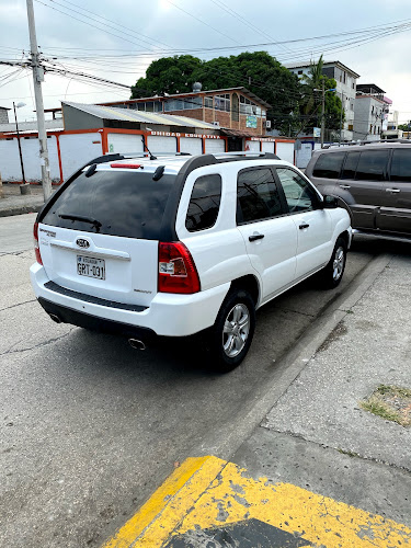 Opiniones de Autocredsa Compra Y Venta De Autos Usados en Guayaquil - Concesionario de automóviles