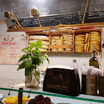 Photo n°3 de l'avis de Bernard.u fait le 21/07/2017 à 11:21 sur le  Prosciutteria Cantina dei Papi - Trevi à Rome