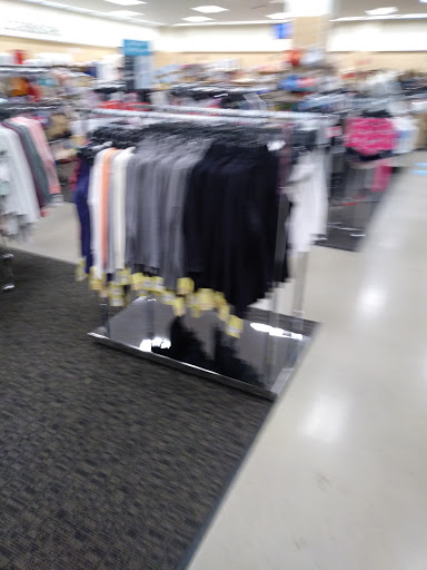 Department Store «Nordstrom Rack Towne Place at Garden State Park», reviews and photos, 951 Haddonfield Rd a, Cherry Hill, NJ 08002, USA