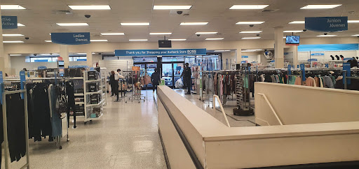 Clothing Store «Ross Dress for Less», reviews and photos, 349 N San Fernando Blvd, Burbank, CA 91502, USA