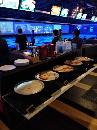 Bowling Alley «Bowlmor Norwalk», reviews and photos, 701 Connecticut Ave, Norwalk, CT 06854, USA