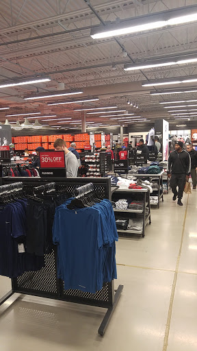 Clothing Store «Nike Factory Store», reviews and photos, 505 Premium Outlets Dr, Monroe, OH 45050, USA