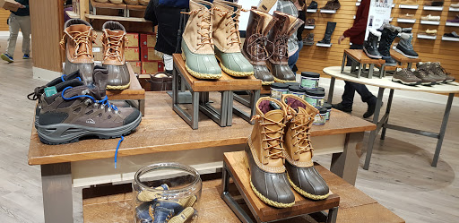 Clothing Store «L.L. Bean», reviews and photos, 8095 Tysons Corner Center, McLean, VA 22102, USA
