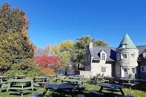 Centre de plein air du parc-nature Cap-Saint-Jacques image