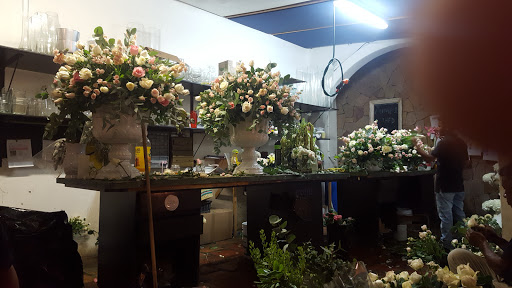 Emporio Arte Floral florería en  en la zona Centro