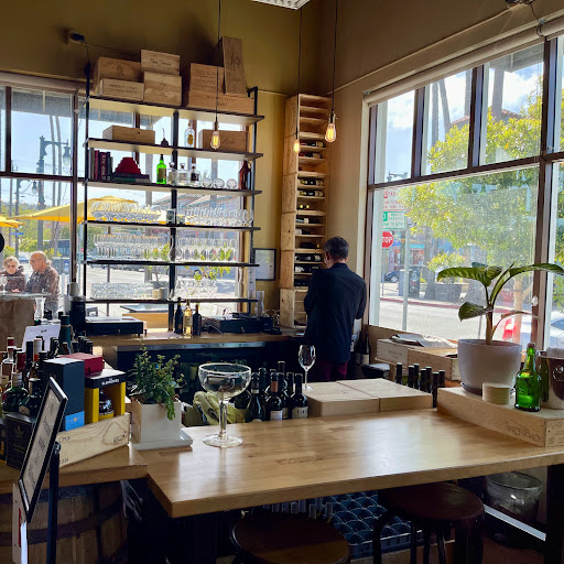 Wine Store «Bacchus Wine Shop by Quinton Jay», reviews and photos, 25 Hillcrest Blvd, Millbrae, CA 94030, USA