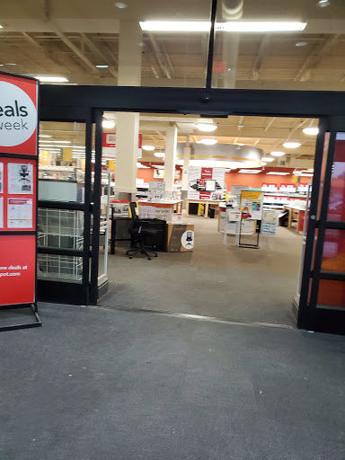 Office Supply Store «OfficeMax», reviews and photos, 6925 Southland Dr, Middleburg Heights, OH 44130, USA