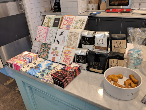 Cake Shop «Cake Life Bake Shop», reviews and photos, 1306 Frankford Ave, Philadelphia, PA 19125, USA