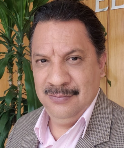 Dr. Mario López Franco, Ginecólogo