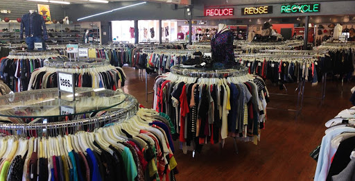 Used Clothing Store «Buffalo Exchange Tempe», reviews and photos, 227 W University Dr, Tempe, AZ 85281, USA