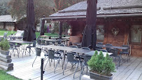 Atmosphère du Restaurant français Le Café Comptoir à Vallorcine - n°9