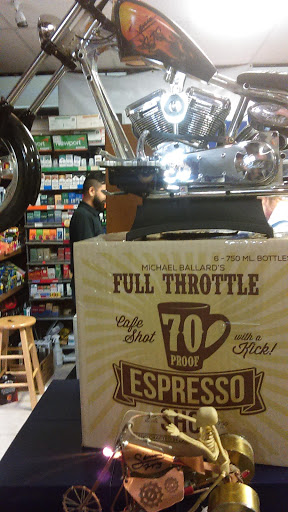 Liquor Store «LOL LIQUORS», reviews and photos, 12107 Toepperwein Rd #6, Live Oak, TX 78233, USA