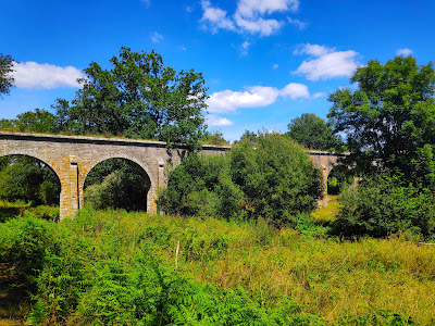 Aqueduc de Guern à Meucon