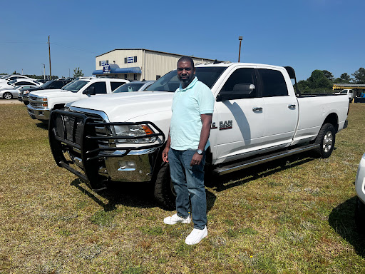 Used Car Dealer «Georgia Truck World», reviews and photos, 2539 N Expy, Griffin, GA 30223, USA