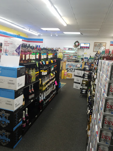 Liquor Store «White Bear Liquor & Wine», reviews and photos, 2227 White Bear Ave, Maplewood, MN 55109, USA