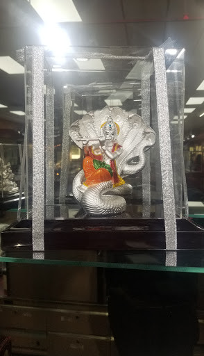 Jewelry Store «Aabhushan Jewelers», reviews and photos, 155 Wood Ave, Edison, NJ 08820, USA