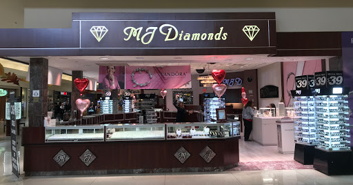 MJ Diamonds + PANDORA - Oakland Mall