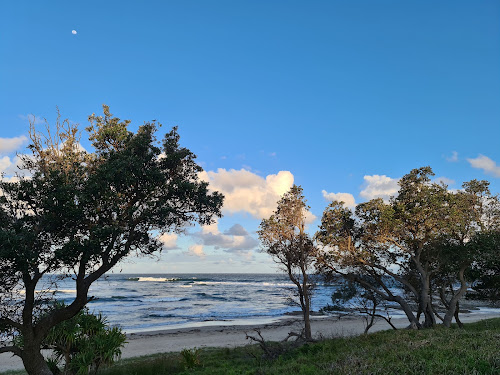 Little Shelley Beach photo #2