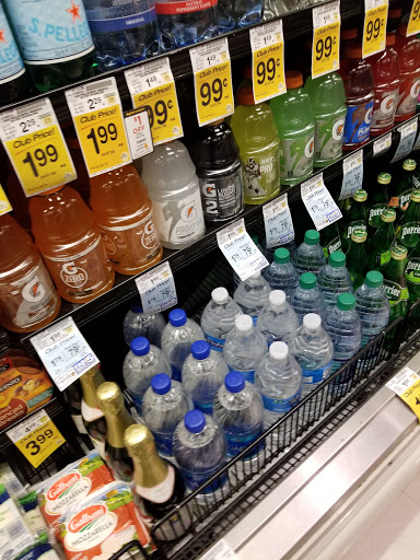 Grocery Store «Vons», reviews and photos, 3520 Riverside Plaza Dr, Riverside, CA 92506, USA