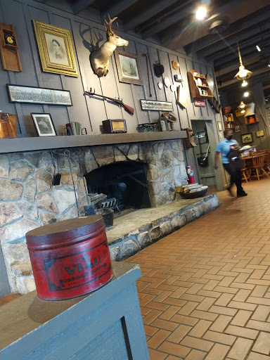 American Restaurant «Cracker Barrel Old Country Store», reviews and photos, 407 Beltline Rd SW, Decatur, AL 35601, USA