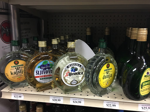 Liquor Store «AAA Discount Liquor», reviews and photos, 1575 S Highland Ave, Clearwater, FL 33756, USA