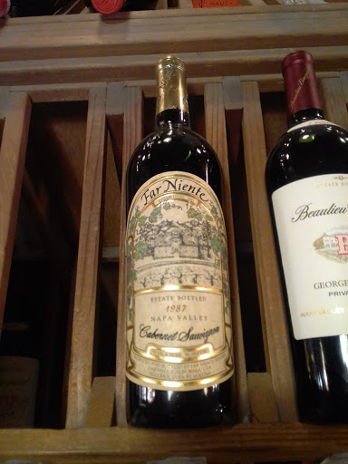 Wine Store «K&L Wine Merchants», reviews and photos, 3005 El Camino Real, Redwood City, CA 94061, USA