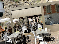 Atmosphère du Restaurant méditerranéen La Grotte & l'Olivier à Roquebrune-Cap-Martin - n°2
