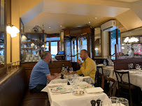 Atmosphère du Restaurant français Chez Georges à Paris - n°2