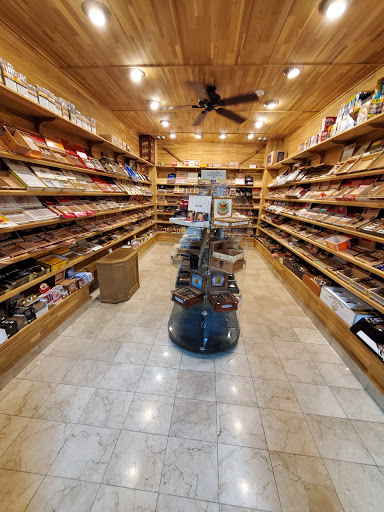 Tobacco Shop «PLYMOUTH CIGARS AND TOBACCO», reviews and photos, 16605 County Rd 24 #203, Plymouth, MN 55447, USA