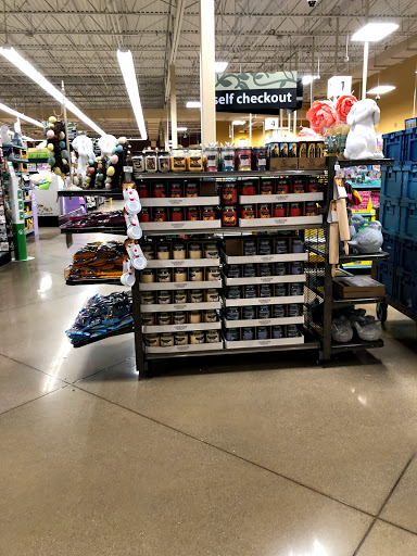 Grocery Store «Kroger», reviews and photos, 2058 25 Mile Rd, Shelby Charter Township, MI 48316, USA