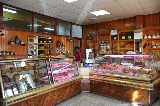 Delicias Gredos S.L. en Arenas de San Pedro, Ávila‎