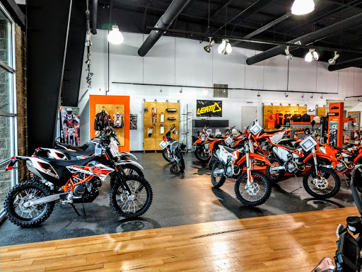 Motorcycle Dealer «CalMoto Livermore», reviews and photos, 952 N Canyons Pkwy, Livermore, CA 94551, USA