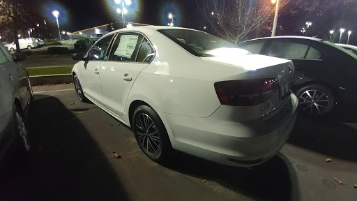 Car Dealer «Folsom Lake Volkswagen», reviews and photos, 12565 Auto Mall Cir, Folsom, CA 95630, USA