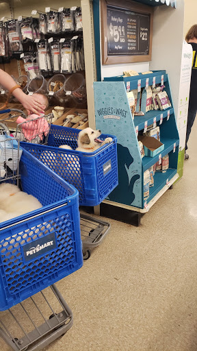 Pet Supply Store «PetSmart», reviews and photos, 790 Jefferson Rd #200, Rochester, NY 14623, USA