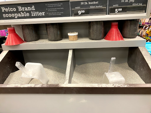 Pet Supply Store «Unleashed by Petco», reviews and photos, 520 S 23rd St, Philadelphia, PA 19146, USA