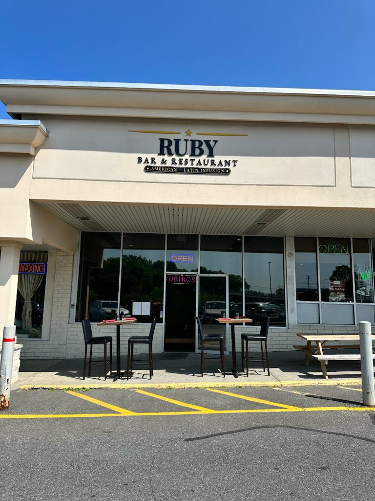 RUBY RESTAURANT & BAR 12561