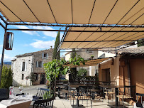 Atmosphère du Restaurant Le Sanglier Paresseux à Caseneuve - n°1