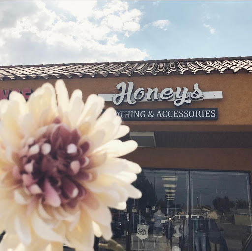 Honey's Clothing & Accessories