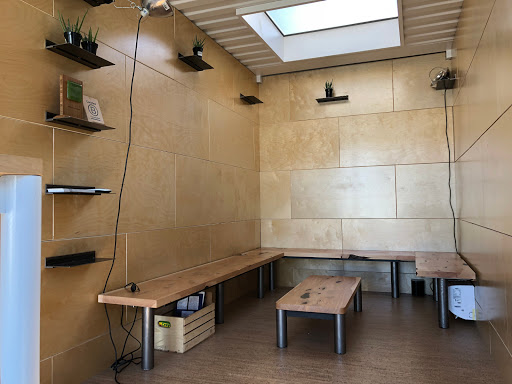 Auto Repair Shop «Green Drop Garage», reviews and photos, 1417 SE 9th Ave, Portland, OR 97214, USA