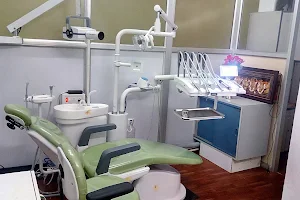 Girish Dental Clinic and implant centre image