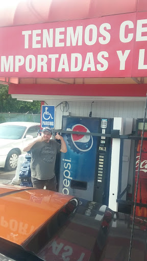 Liquor Store «D & N Liquor Store», reviews and photos, 2702 W Morris St, Indianapolis, IN 46221, USA