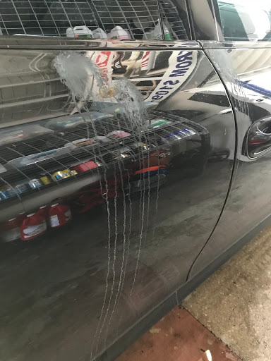 Window Tinting Service «Auto Tint Miami & Auto Detailing Miami - Open 7 Days», reviews and photos, 561 SW 8th St, Miami, FL 33130, USA