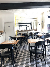 Atmosphère du Restaurant français Le Borromée à Paris - n°2