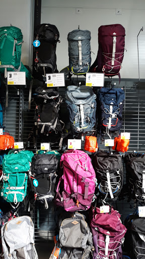 Stores to buy children's backpacks Sofia