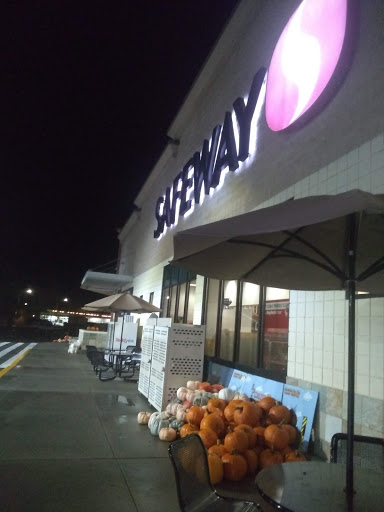 Grocery Store «Safeway», reviews and photos, 106 W. Manson Rd, Chelan, WA 98816, USA